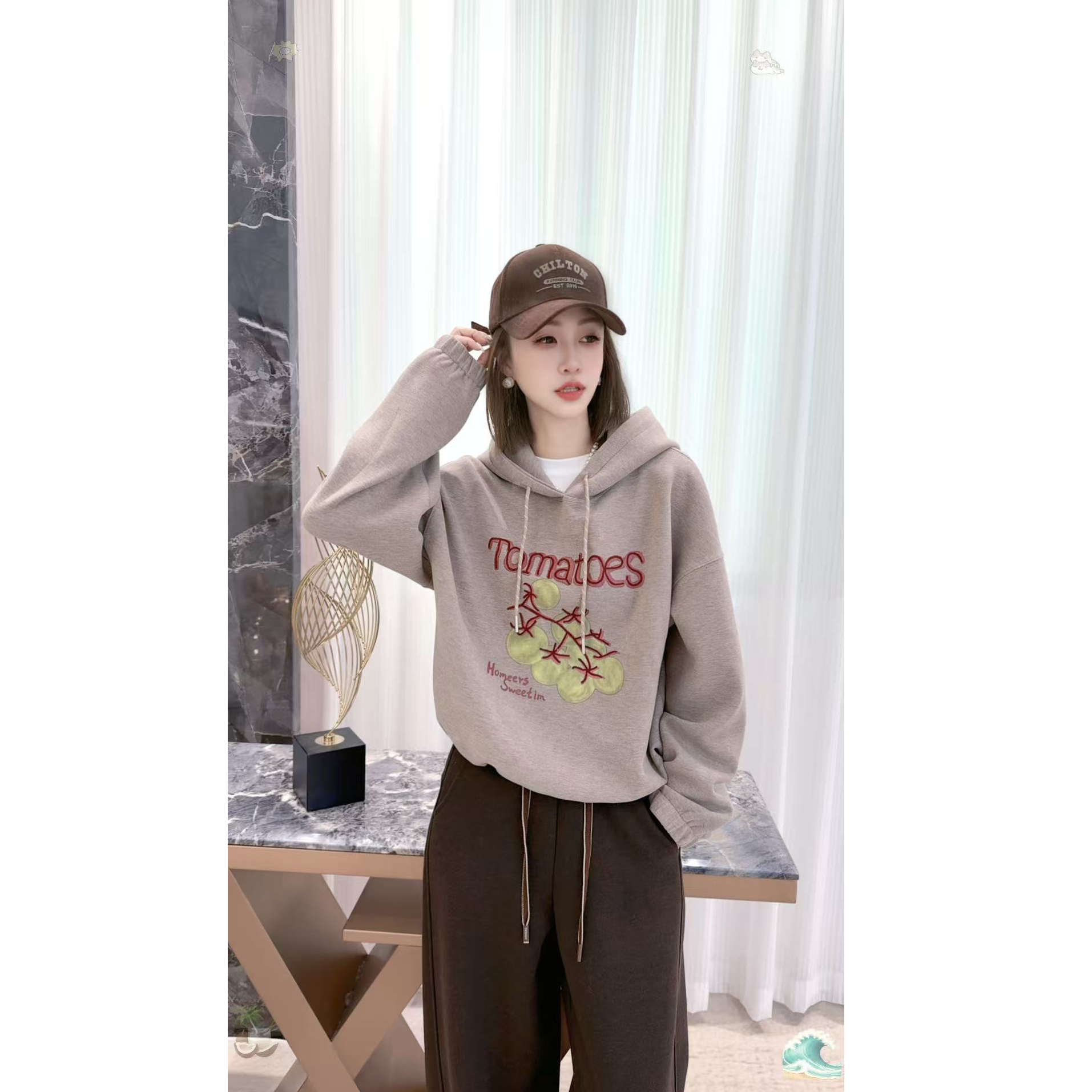 熙薇西红柿2025秋冬新款双面绒超柔保暖天丝羊毛连帽卫衣H5995