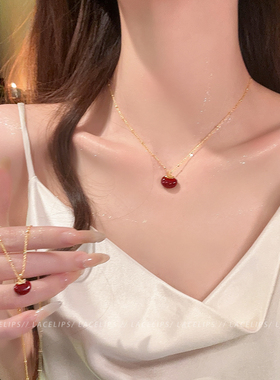 红色平安豆吊坠项链女2026新款