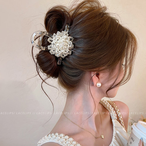 优雅温婉~珍珠串珠花朵抓夹女