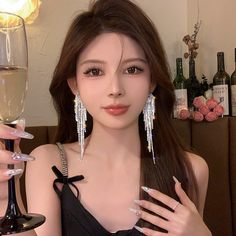 星河闪烁~闪钻流苏耳环2026新款爆款夸张耳坠小众高级感独特耳饰