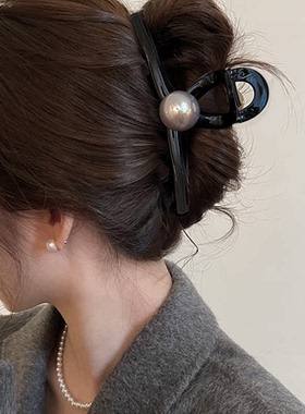 高版本！珍珠抓夹女秋日2026新款高级感大号发夹后脑勺黑色鲨鱼夹
