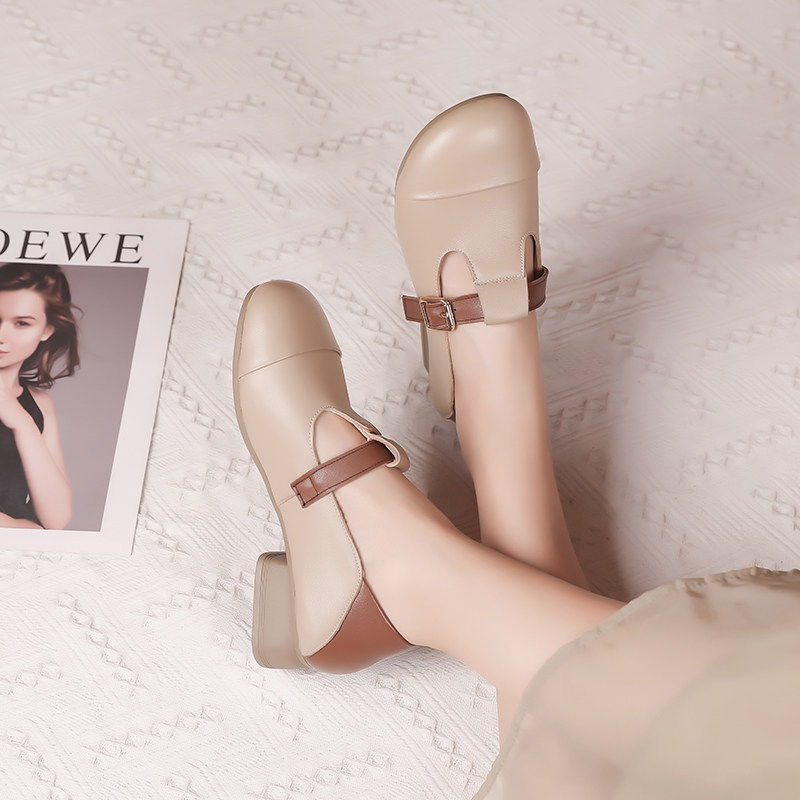 真皮平底单鞋秋季新款法式软底玛丽丁字鞋配裙子舒适皮鞋大码女鞋