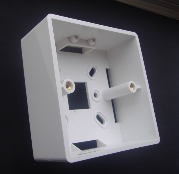 正泰开关明装接线盒86明线盒新款