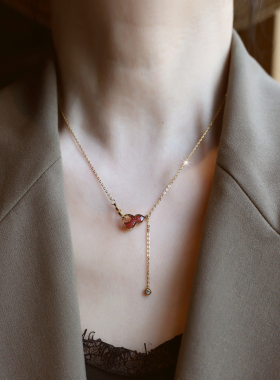 ZOXI轻奢小众不掉色平安喜乐红色葫芦项链流苏2026新款礼物配饰女