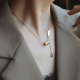 ZOXI luck小蛮腰毛衣项链女小众设计感高级情侣金色毛衣链不掉色