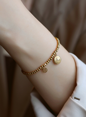 ZOXI不掉色本命年小马手链钛钢女