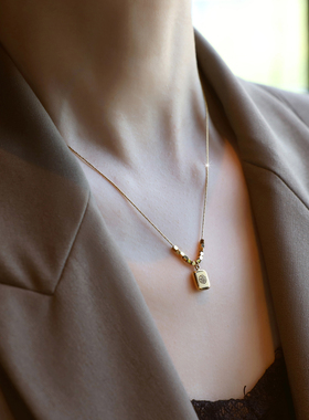 ZOXI不掉色福牌碎金子项链礼物女