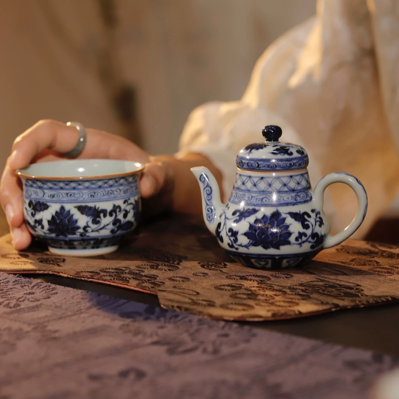 柴窑熙物堂手绘青花玉兰杯茶杯