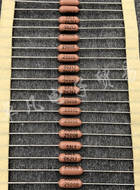 250R 0.5W DALE RN60E 1/2W 250欧 VISHAY 0.1% 金属膜电阻 250Ω