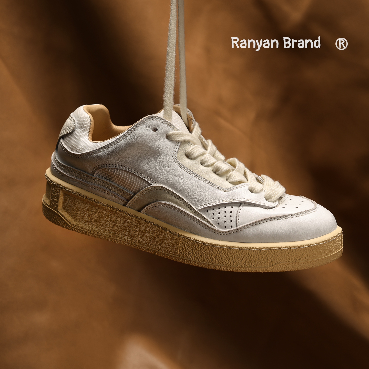 头层牛皮板鞋小牛皮透气不闷脚