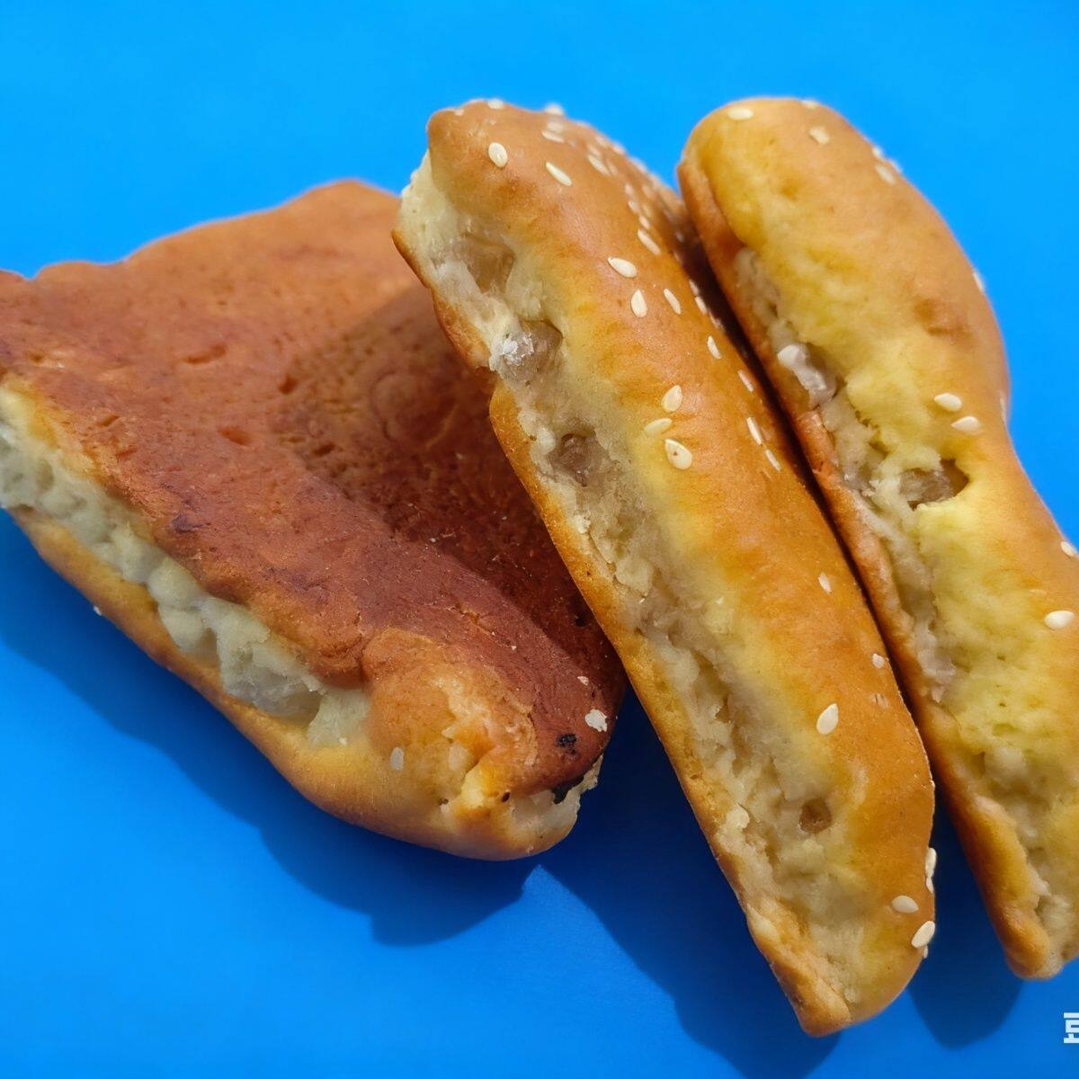 云南文山富宁老式红线传统糕点豆沙味道手工饼干三角饼冬瓜糖水晶