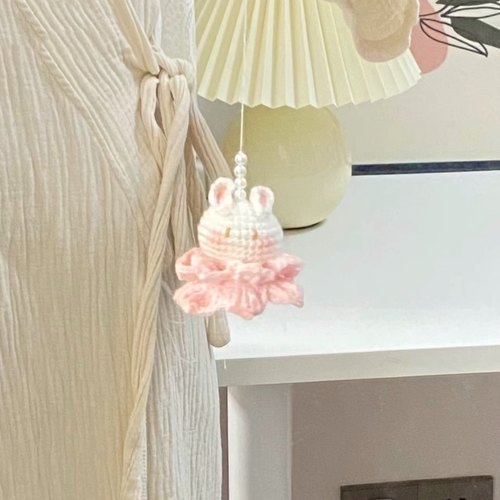DIY莲花兔兔钥匙扣包包挂件毛线手工编织材料包自制礼物可爱钩针