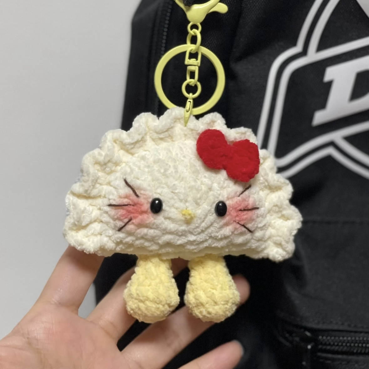 飞机Kitty饺子凯蒂猫包挂件钥匙扣手工diy钩针钩织毛线材料包礼物