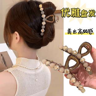 新款 轻奢水钻珠珠抓夹优雅大号发夹后脑勺盘发鲨鱼夹高端头饰气质