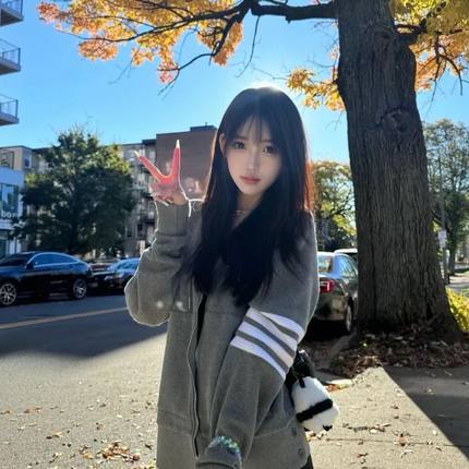 TB洋气卫衣四条杠外套女2025新款今年流行宽松连帽开衫上衣春秋款