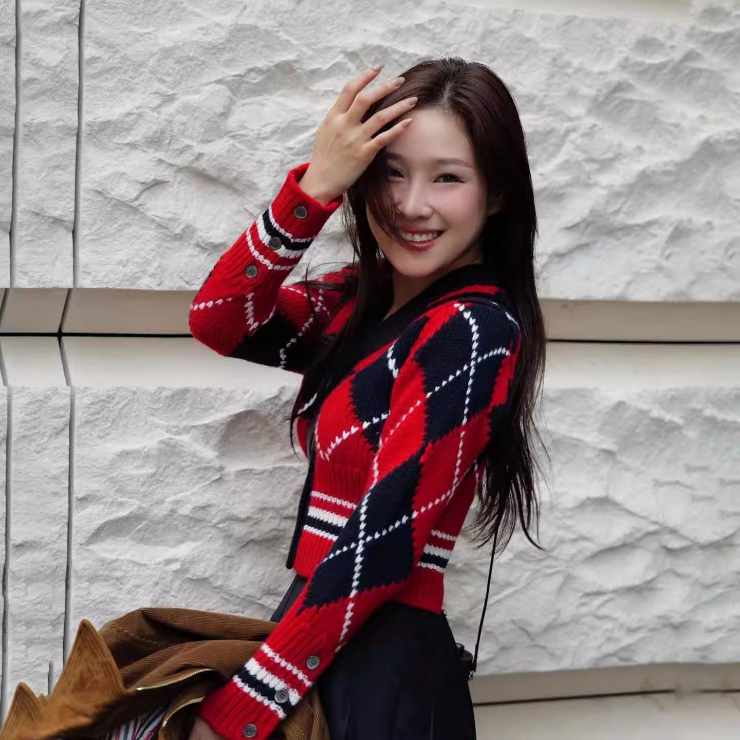 TB学院风红色菱格V领针织开衫女长袖毛衣短外套通勤2026早春新款,女装/女士精品,大码内搭,淘宝优惠券,粉丝福利购,淘宝优惠卷