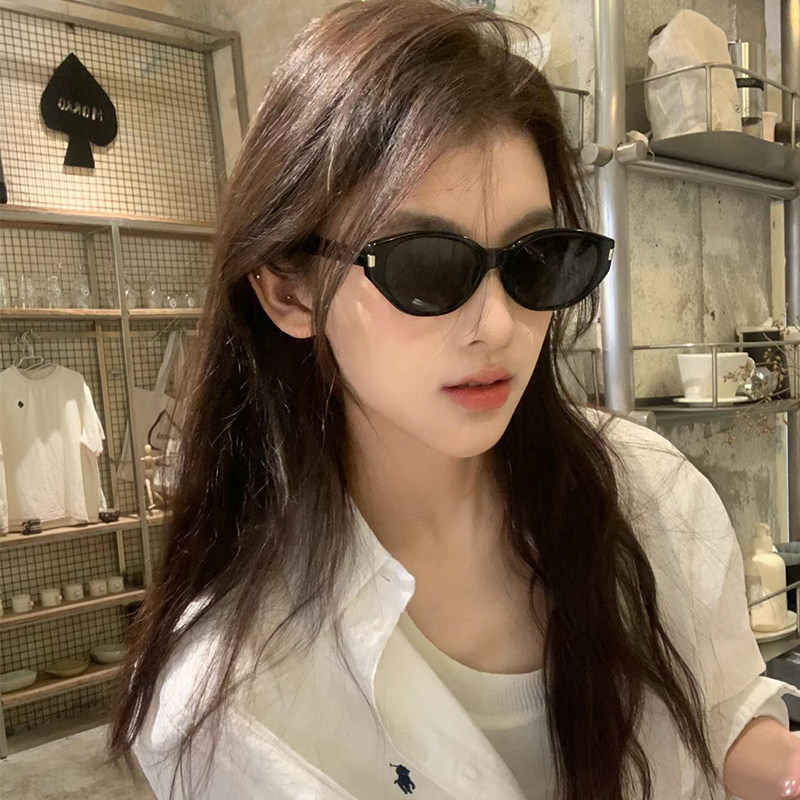 古力娜扎同款猫眼偏光墨镜女2025新款高品质TR90显瘦太阳镜紫外线