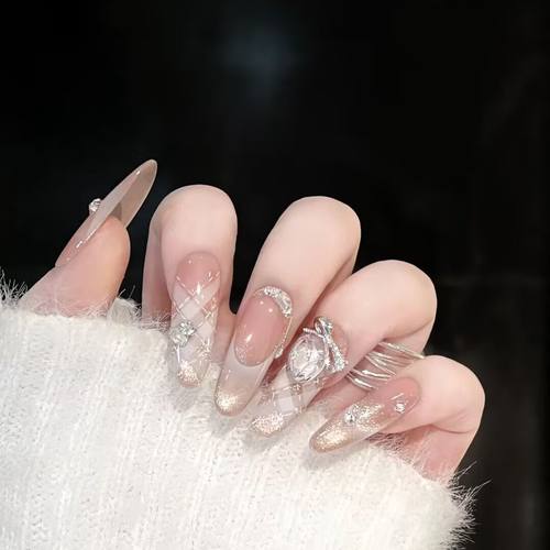 温柔千金感渐变猫眼穿戴甲