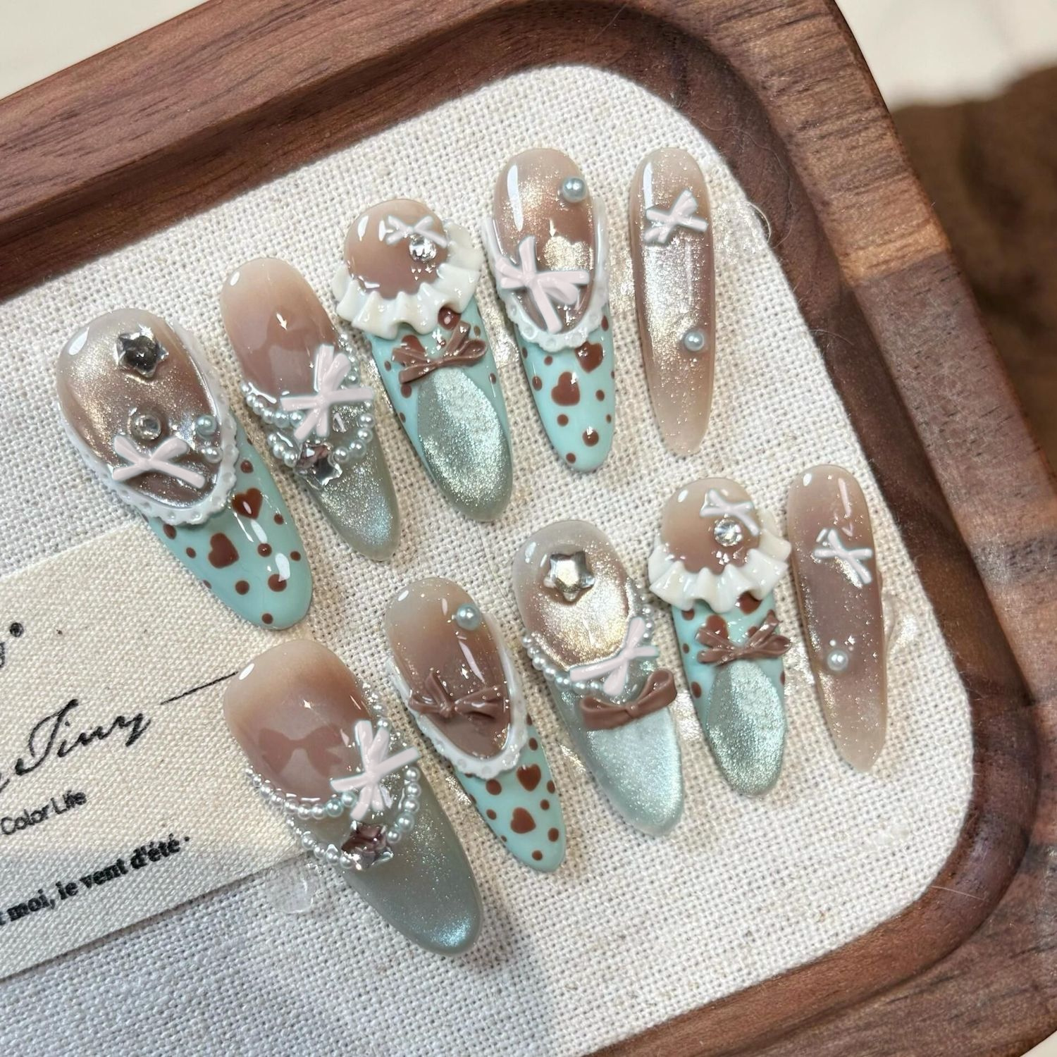 M287薄荷巧绿新春法式波点裙边穿戴甲新款显白高级学生裙摆美甲