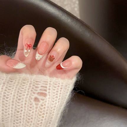 M049圣诞熊美甲半手工蝴蝶结小熊穿戴甲中长可爱法式指甲贴片显白