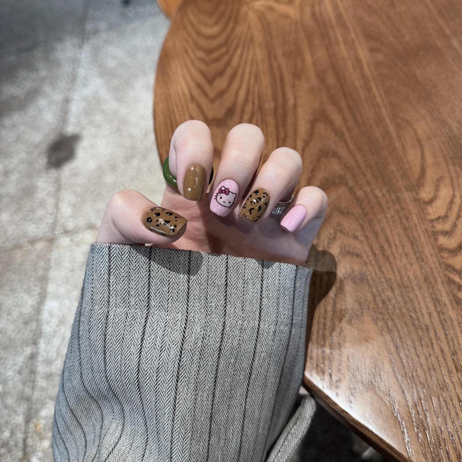 粉棕Kitty猫猫豹纹穿戴甲