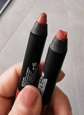 更新中捡漏全新瑕疵NARS丝绒唇膏笔DVwalkyire龙女奶茶色复古红