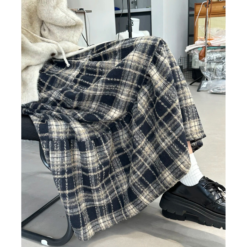 加厚格子毛呢半身裙女秋冬