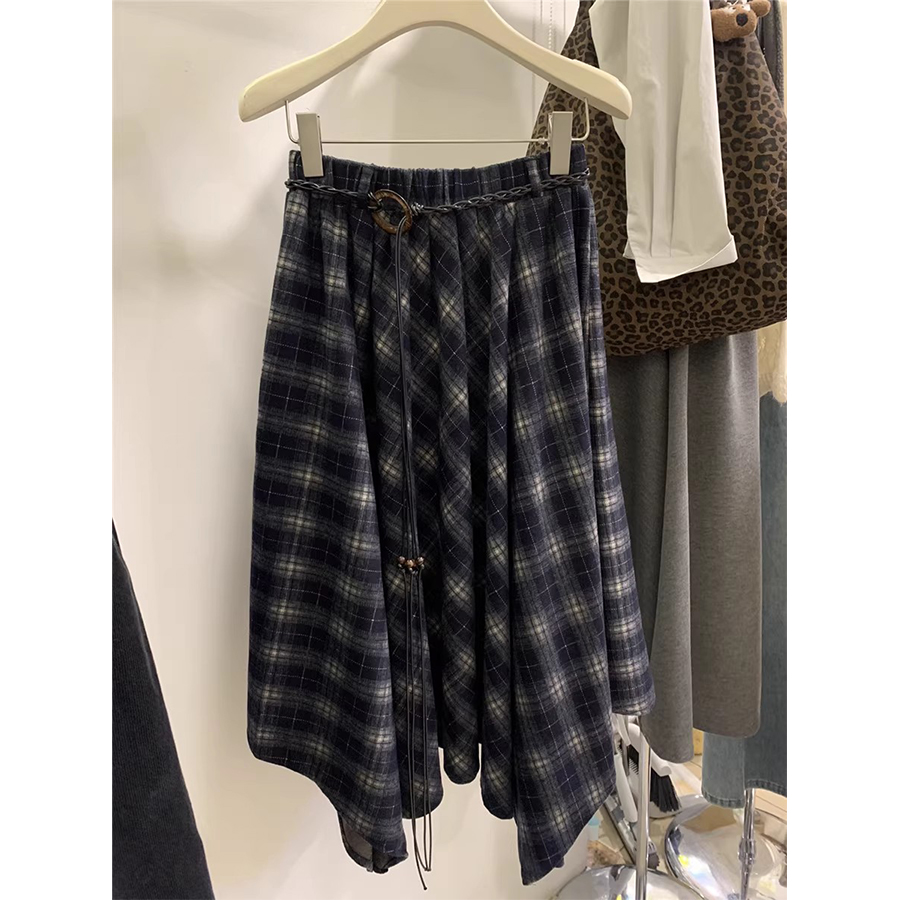 2025秋季蓝色黑色格子皮带A字裙