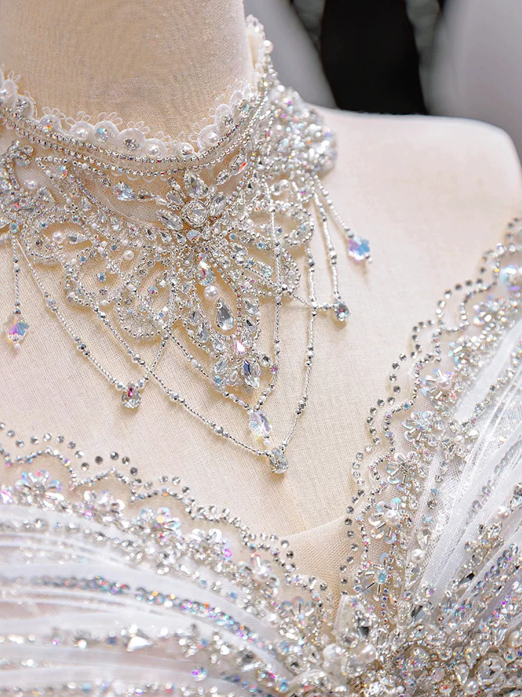 Wedding dress, open shoulders, high-end