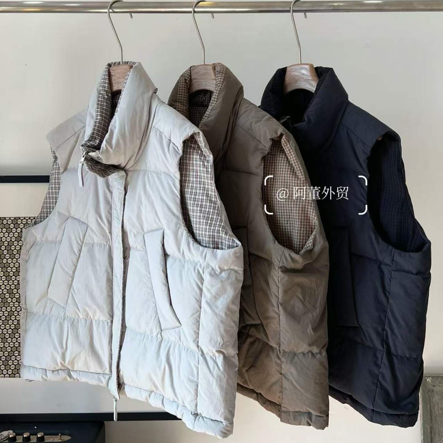 「阿董外贸」简约叠穿高级感立领百搭保暖双面穿秋冬轻便羽绒马甲