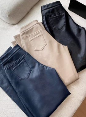 樊樊早安「私下很爱穿的soft皮裤」百搭中腰直筒裤女冬显瘦休闲裤