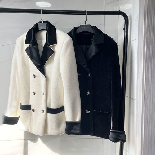 仿貂绒拼皮西装气质黑白配