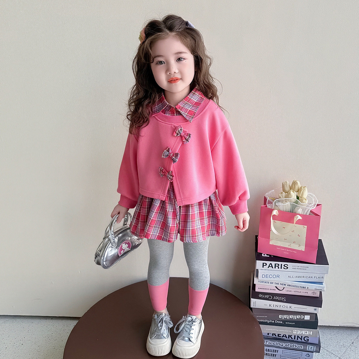 女童春秋蝴蝶结套装2026新款洋气时髦儿童女宝宝春秋春装早春卫衣