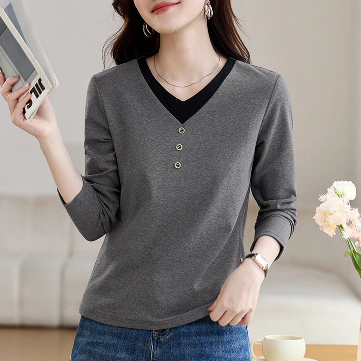 长袖t恤女士打底衫春秋款2026新款春季爆款洋气女装红色正肩上衣