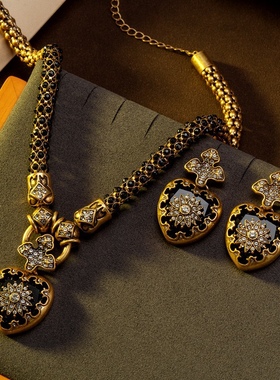 中古风复古宫廷风高级感复古镀真金项链爱心耳钉925银针