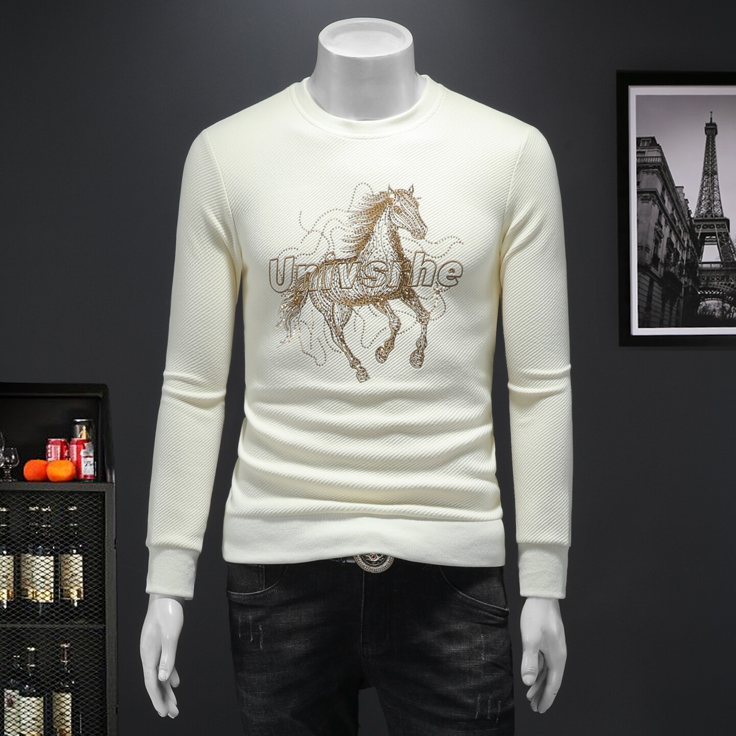 男大码卫衣春秋新款刺绣骏马圆领套头男装打底衫