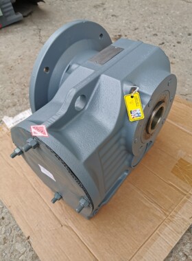 SEW减速机一台 KAF87/A 速比1:3139 扭矩2 备件/咨询