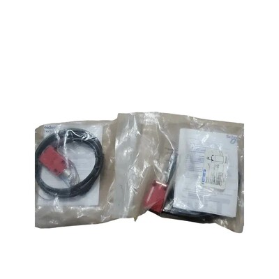 施耐德XCSM4102L1行程开关全新2个 备件/咨询