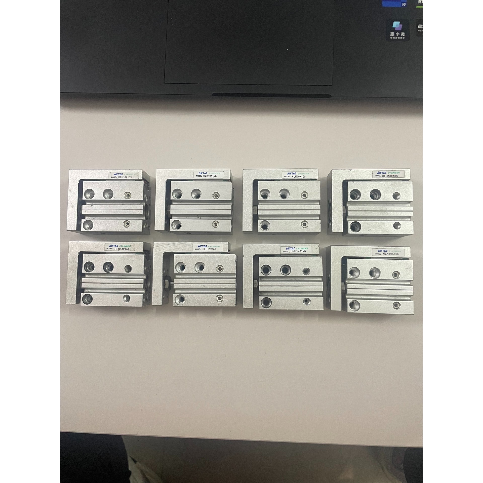 亚德客HLH10x10S侧滑气缸现货10个实拍成色如图 备件/咨询