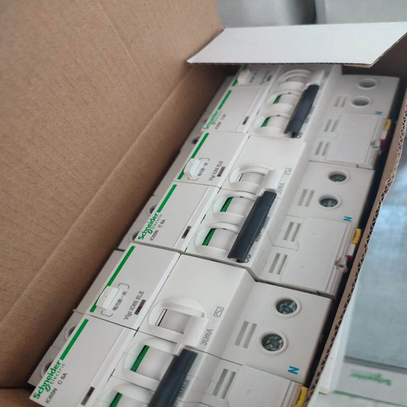 施耐德IC65N空气开关漏电保护器14只2PC6 备件/咨询