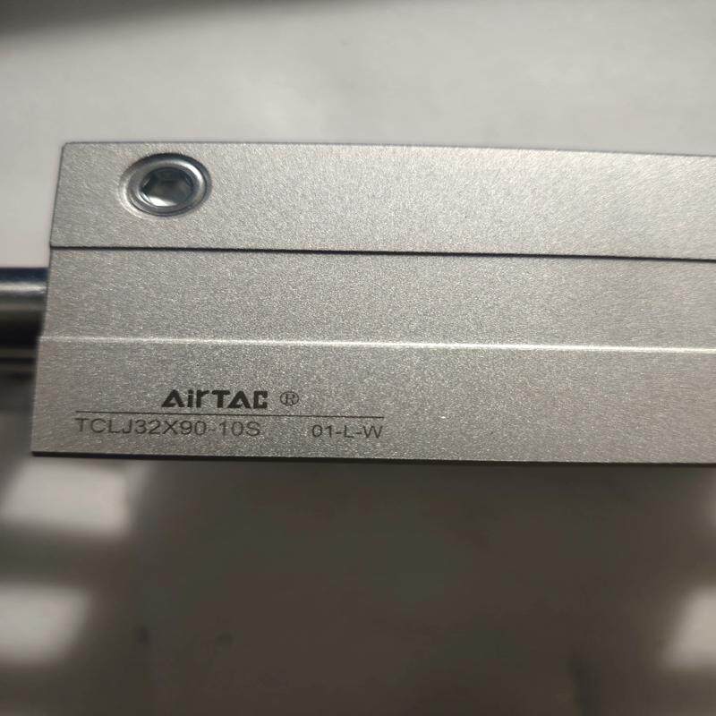 亚德客三轴气缸 TCLJ32x90-10S 维修/备件