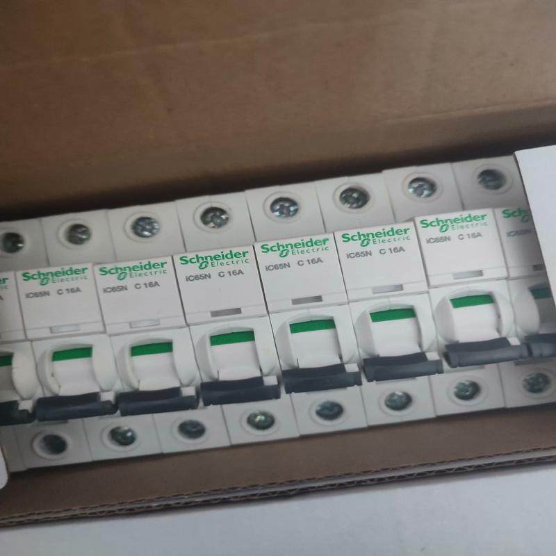 施耐德IC65N 1PC16空气开关断路器A9F 备件/咨询