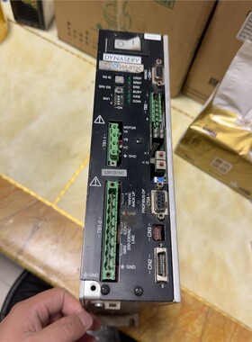 UR1015C8DB-2PN*C 二手拆机  通电如图 成色 备件/咨询