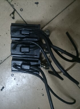 P30B04005DXS00伺服电机，有3个，二手拆机， 备件/咨询