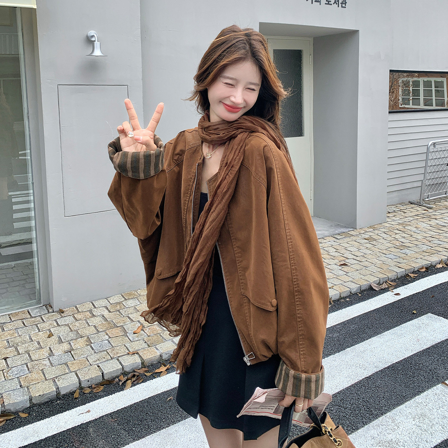 复古麂皮绒立领撞色短外套女