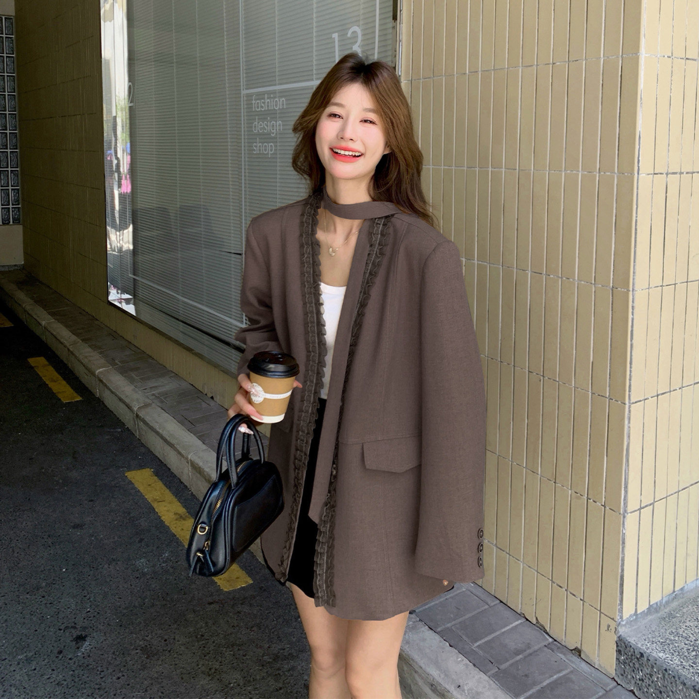 美拉德撞色蕾丝木耳边西装外套