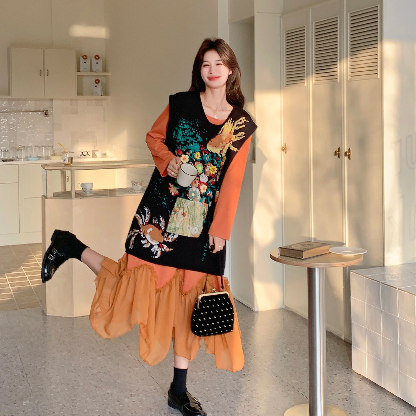 早春氛围感减龄网纱拼接针织连衣裙套装女2026新款印花背心两件套