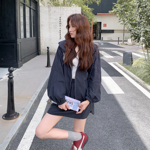 藏青色韩系休闲运动套装裙女2026春小个子连帽工装外套短裙两件套