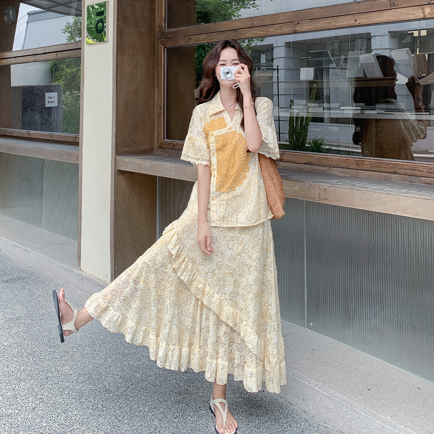 温柔韩系风蕾丝V领两件套女夏
