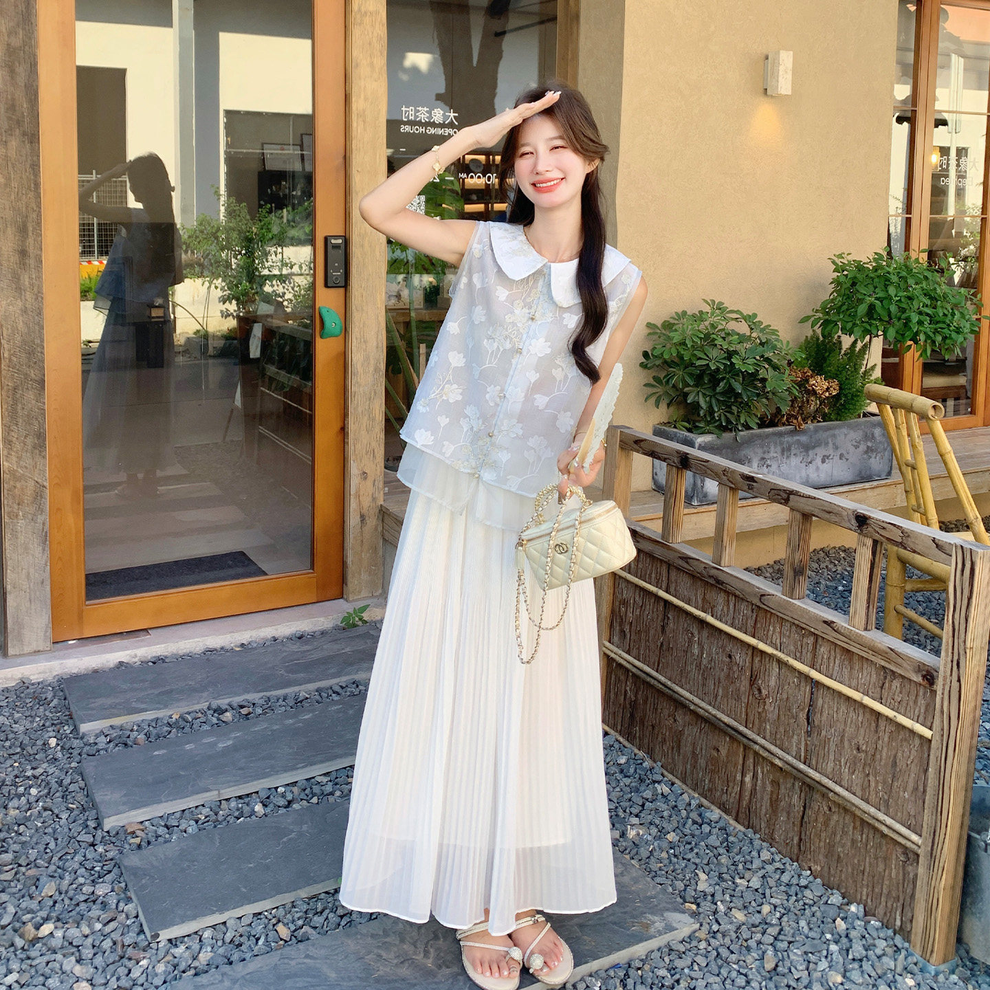 蕾丝拼接无袖背心百褶裙套装女